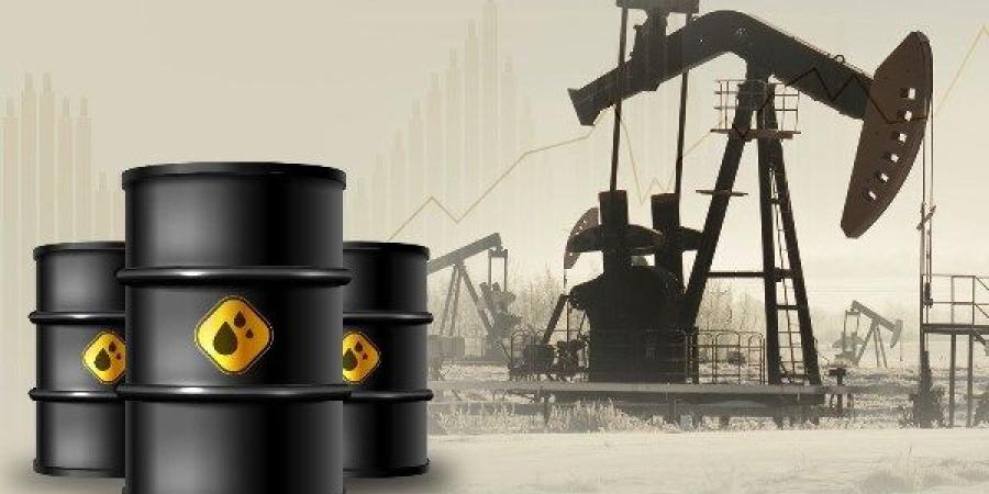 أسعار النفط تستقر وسط ترقب تطورات أوكرانيا ورسوم أميركية على الهند