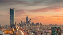 القطاع الخاص غير النفطي في السعودية يواصل النمو القوي رغم التباطؤ